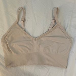 Lululemon Ebb to street bra
